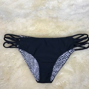 ☀️RESERVED☀️ Acacia La Riviera bottoms in Storm